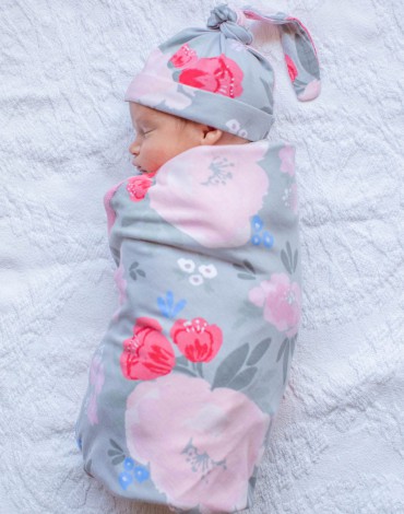 Sophie Swaddle Blanket and Hat One Size
